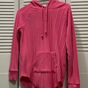 Women’s sweatshirt